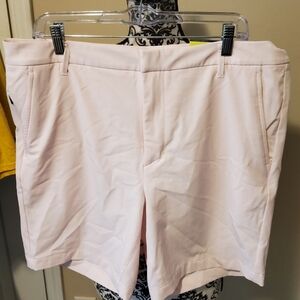Men All in Motion 8 in. Shorts Size 38 Pink